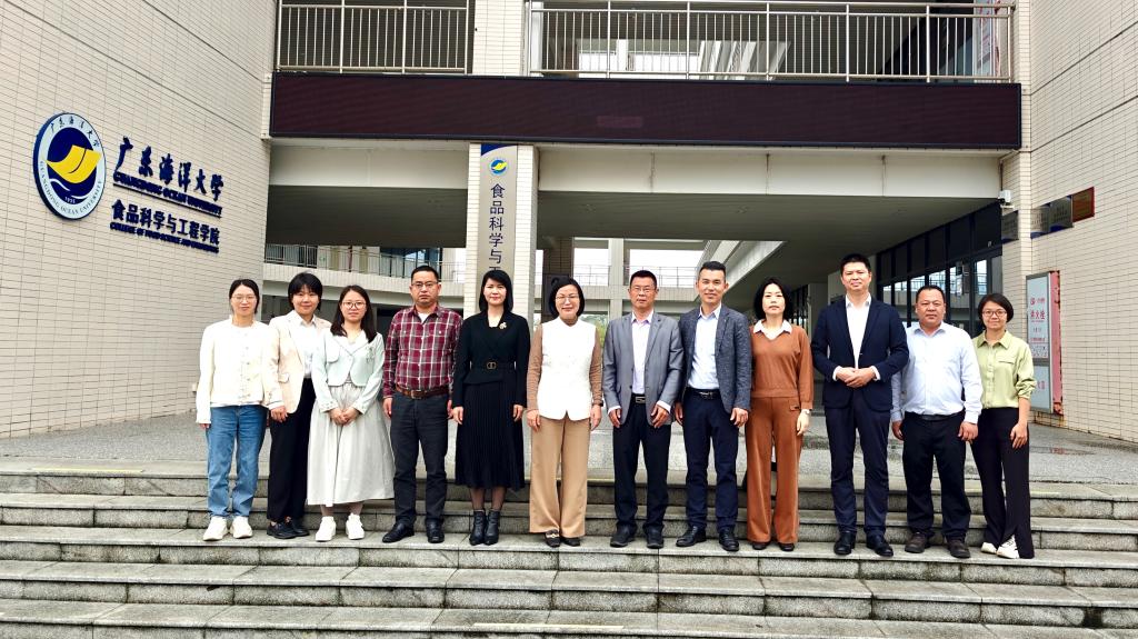 F74CD79FFB4FACFF5D3D2DB5DE6_4DCD006F_20D25