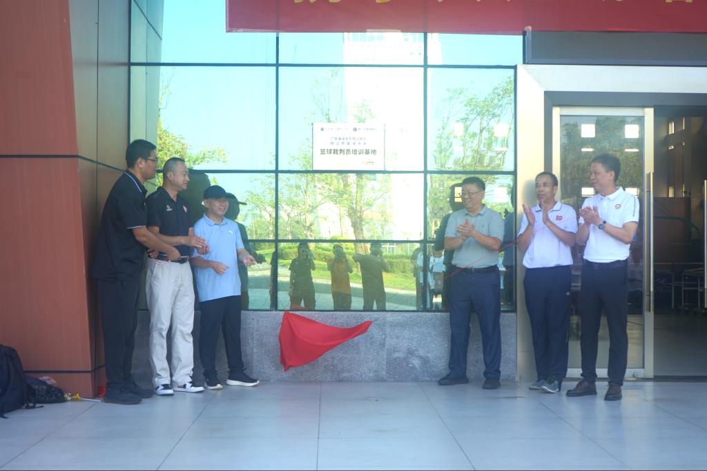 B3F81D4DB2ED50A084BF23D5EB8_68608566_12C60