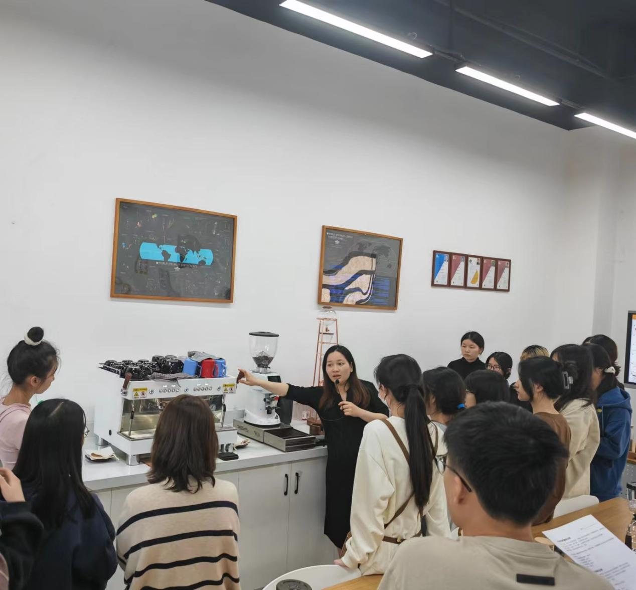 8479686A350BB9A8D3632E02051_771AE196_D6BD4