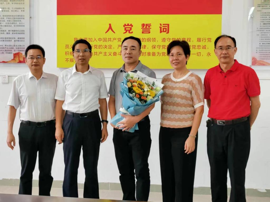 1F3B0DB09A1B3FD2466625E112C_975CE515_14CF5 1F3B0DB09A1B3FD2466625E112C_975CE515_14CF5