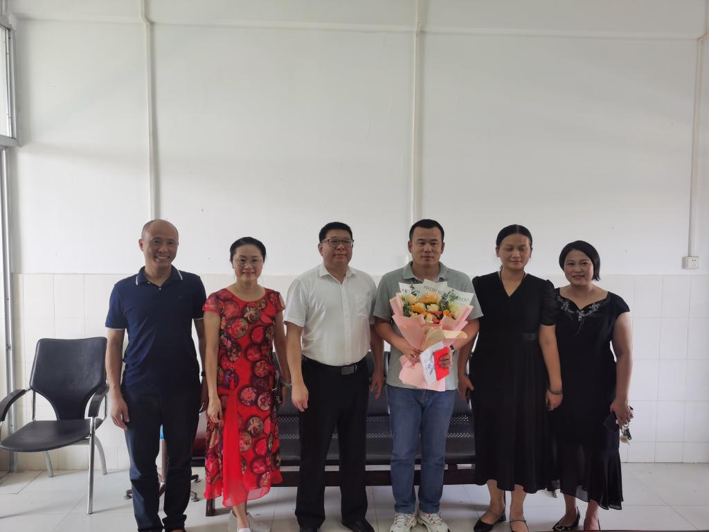 B82D7AB294D9C5734E970E93861_53527631_FA0B B82D7AB294D9C5734E970E93861_53527631_FA0B