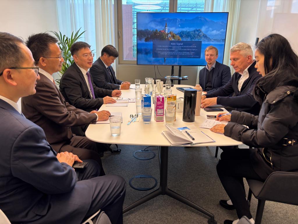 7CD10D85A6357B297DFF41E91C8_E3F10DA1_1B953