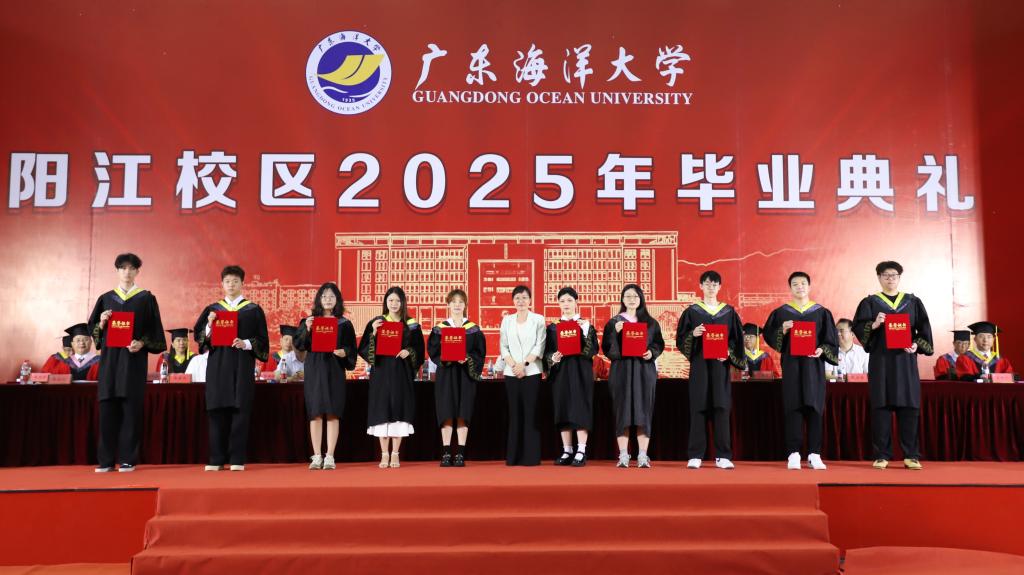 AC87CB6B4E1723F806673A66A4F_4E1E6FC4_1472D