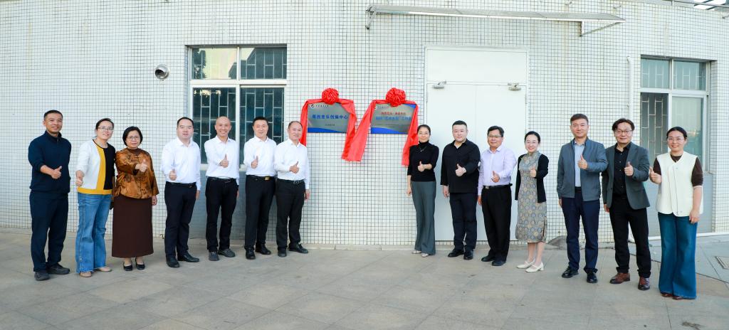 216CA18A3657ACAB76039E02989_C008B042_15842 216CA18A3657ACAB76039E02989_C008B042_15842