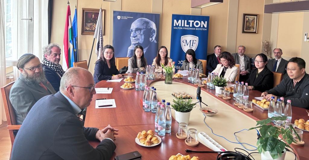 262E1C726083EB529F5AEDEACB8_D10CC12C_2B76E