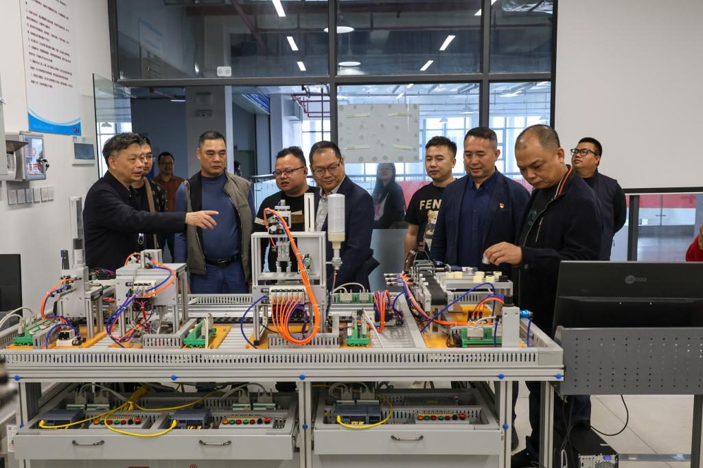 FDC4B15C90C8ED55A16FD32CCC4_D37EAEC2_1D074