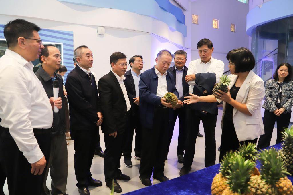 8176F126FE1195F6858D5D5A834_BD0F7BF3_1638F 8176F126FE1195F6858D5D5A834_BD0F7BF3_1638F