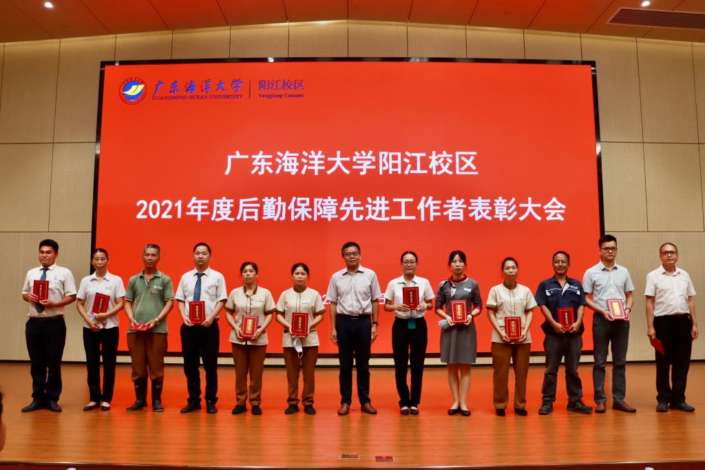 F7C41FF405C2C8D3CF29F837E3D_851B8869_18203