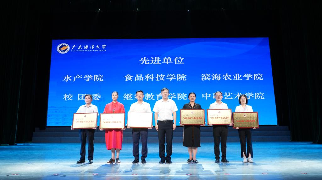 03EB0EB18713988AAD40ABDDF48_5C2D153F_110F1