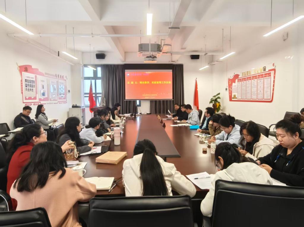 7B4789C330369E994B13A3BA36A_B381B8AC_15364