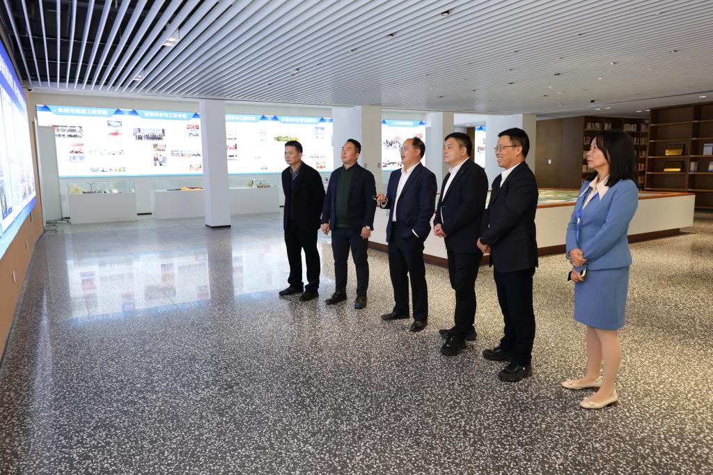 06D233E0966ACE8F8504457F243_0A2C846D_28894