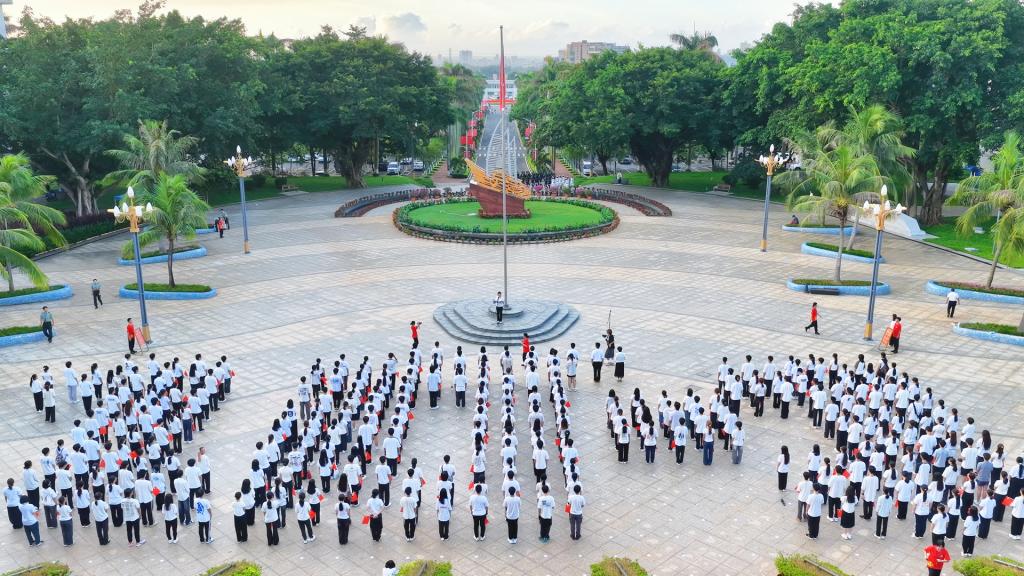 BE4A27BF70B9B3BEF2152922B04_13334119_2399C