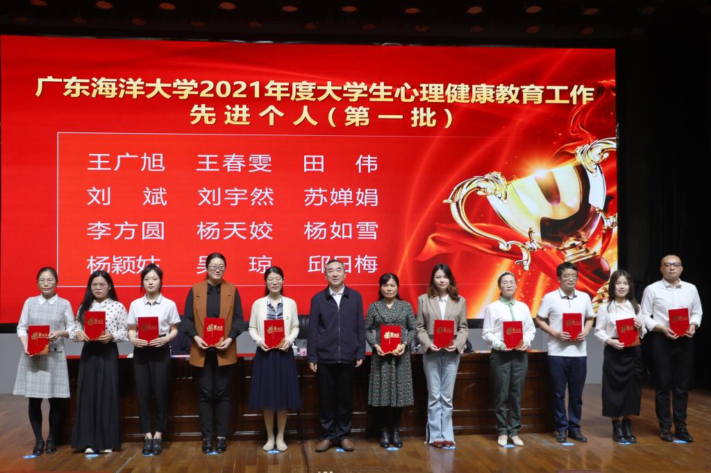 12D1A60B86DAB2EF7F8ED2B0312_E5CA4DE9_1B097