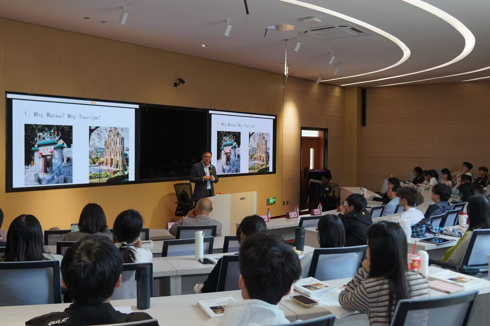 BA822F0389D3DB3E30D93702EC5_ED02A87F_2D5F6B.png?e=