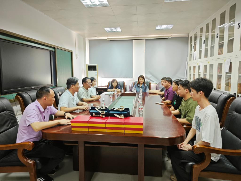 04129121EDDF70A95E5CF114078_13CE3AFE_18088