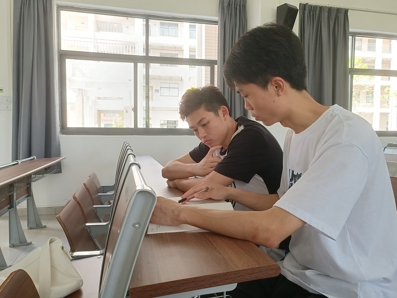 B72BAAFBEDAF9A817A376E21D6E_658694EE_22688