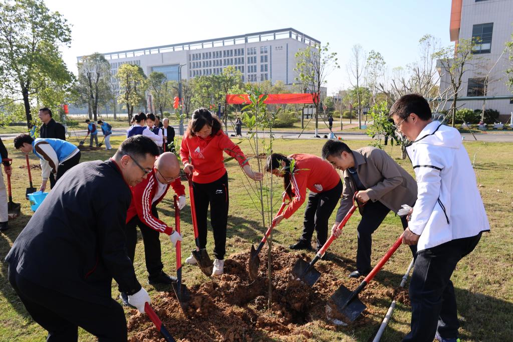 319E0026863301E8B972693AC63_D1CFBB73_2722C