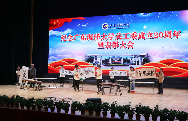 1545879714538542.jpg 2R0A11091.jpg