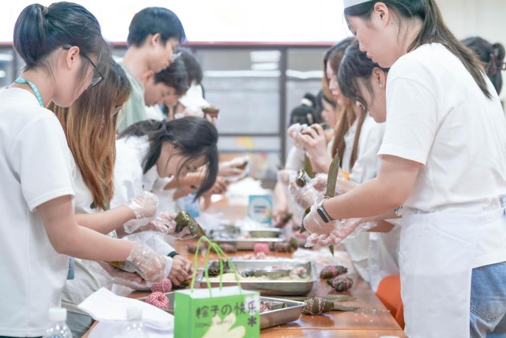 EFCC13CC83FE60F8D1D7E75149C_B72DF8C0_13830