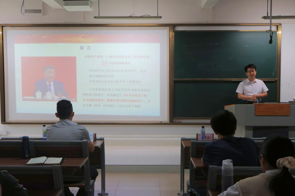 C9B8C053C94BF46D4151A22640D_E0818939_D9D4