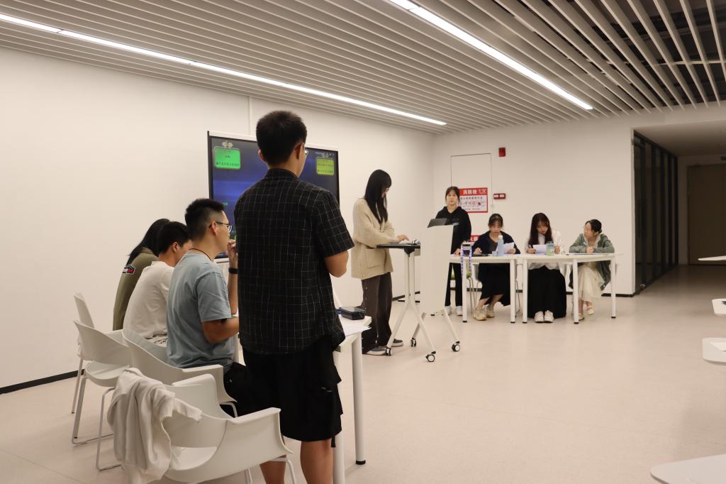 075753231B16F28D9B18AE1241D_C2F41F7F_142B6