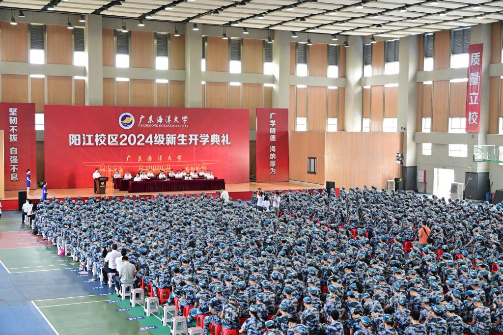 CE076A24890BD6C20A290CA1979_D7F3C39A_2C826 CE076A24890BD6C20A290CA1979_D7F3C39A_2C826