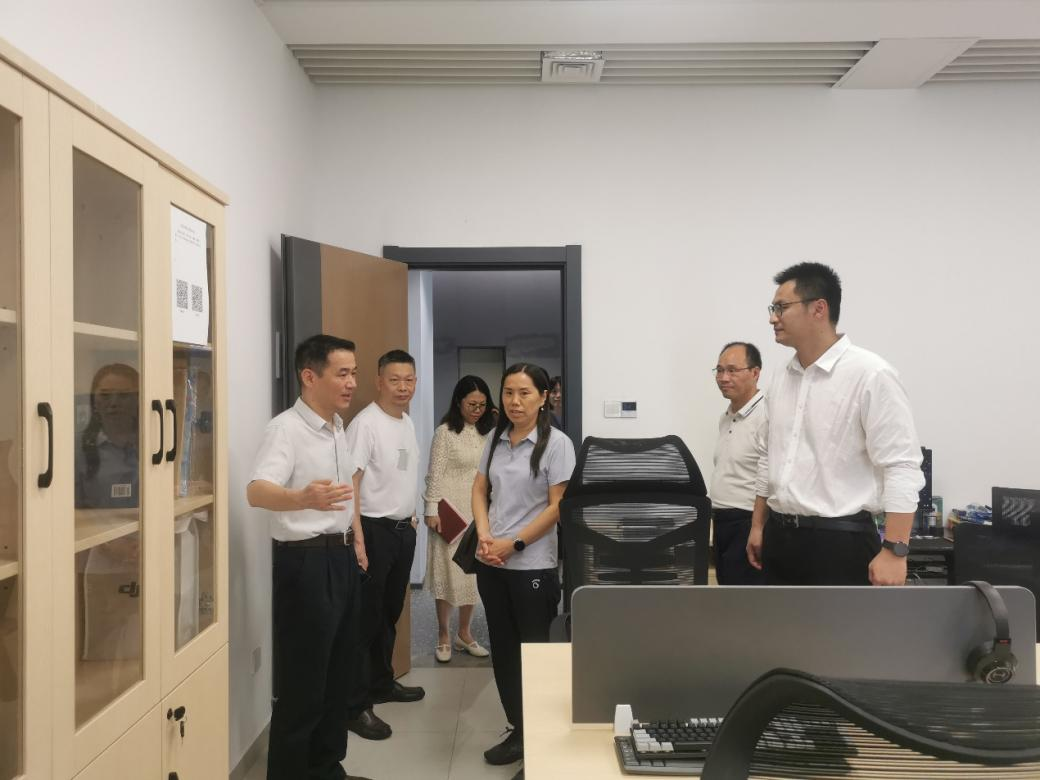 B068A899463F77ABDC399746506_604CD73C_744DD B068A899463F77ABDC399746506_604CD73C_744DD