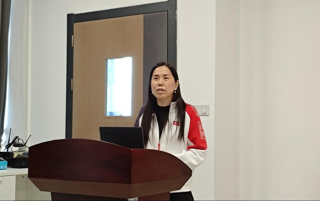 1AF1F3A2E1DF9D256C0F32D07D5_507E0216_A2C0