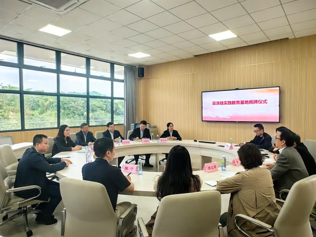 AB27F5089C6D26E3DBF7AB77EBB_BA720576_1A642