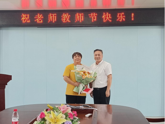 35D77FB6B2E6B8B04EEE05DD237_772469B7_DDC44