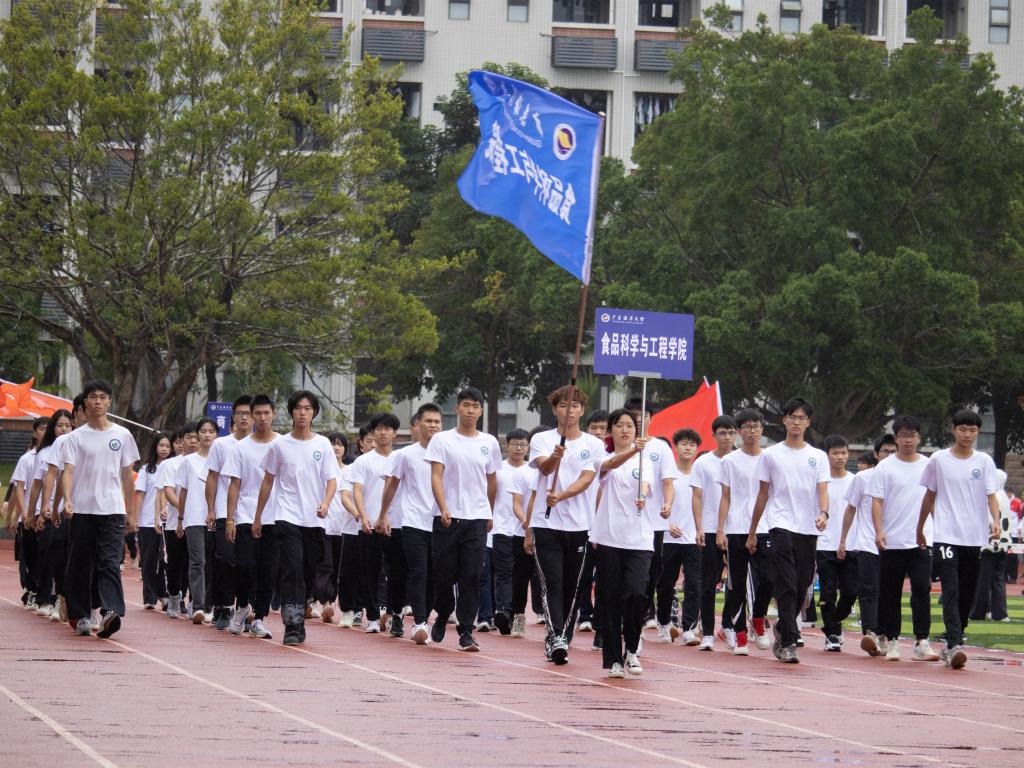 4DA4440E80708F598FBCE3160EA_3EE7C2B9_252B9 252B9