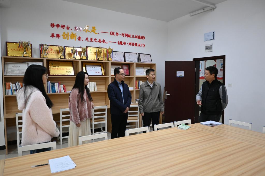 B3011E6DC1A999F5EA5B7573D3B_58B9BDC8_1489E