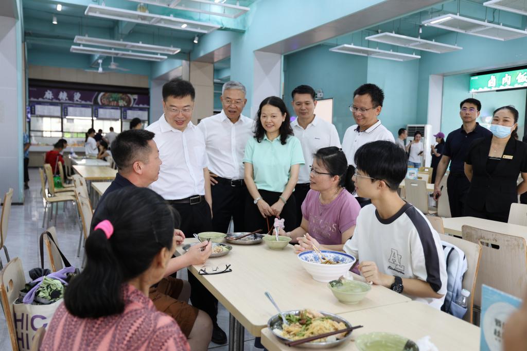 00B001EE1109D8594716FDDA69C_8F1B7EC8_183D0