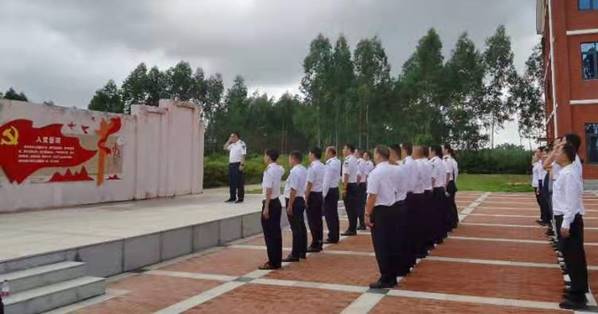 ˵��: 8b61b7571f2b4e1feffd0b9a888948db_