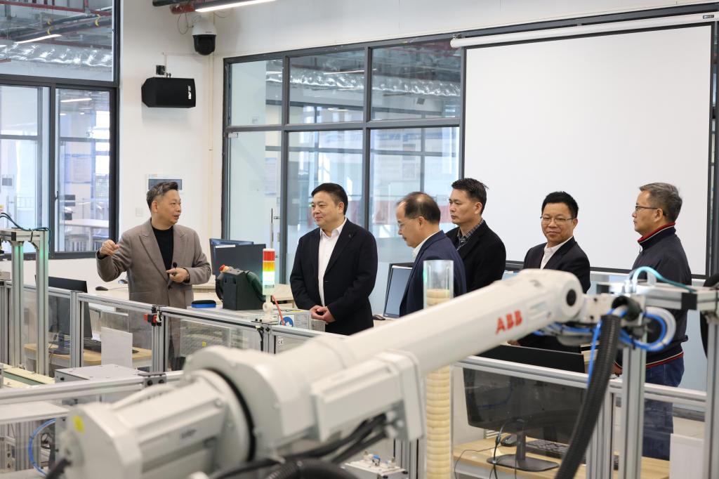 60AD855D3EC366DA352D273FAB5_6FCD2085_1760B