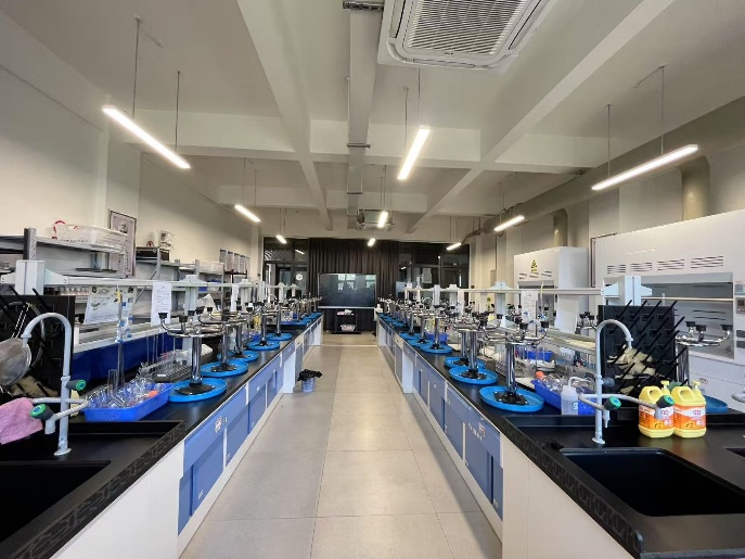 8A5895D1680F14AB66DE6DD9AF1_05247AD9_737EC 8A5895D1680F14AB66DE6DD9AF1_05247AD9_737EC