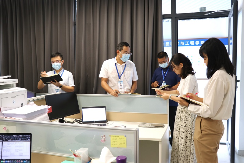 50FF10E4A0364B55ACFE59B49C9_C2530924_22626