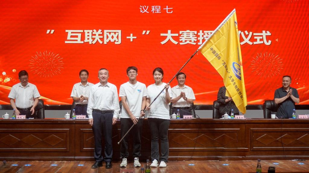 047652E89E9781DBE7366782B27_0CB921D9_155B1