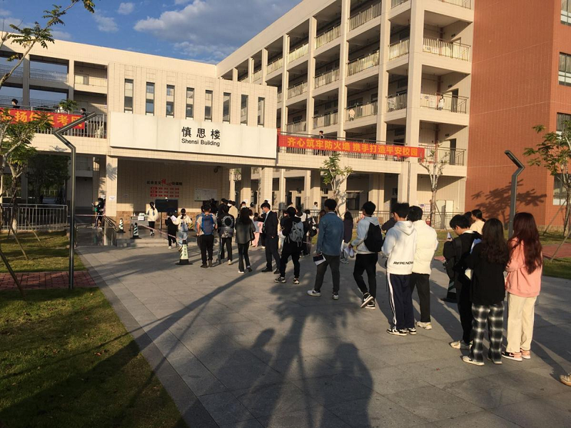 E66AA06463324C8E2041219D54C_530D875E_E4832