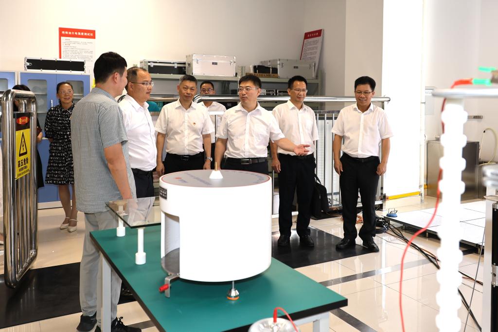 4C6CDC740FC73C3E992966D4CE3_EB4E384B_175EB