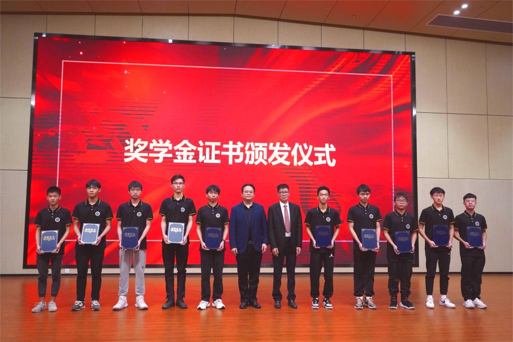 4BAC6AC83DABC50A7D412063DFE_F564D0D1_17C00