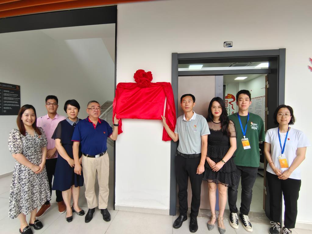 1597A2FE131E12B8C3CA43CE11B_1211CA24_18056