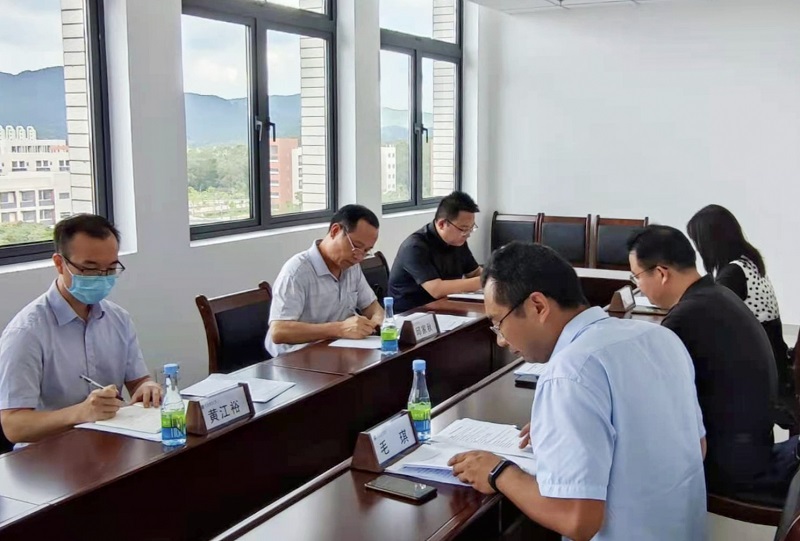 965A22CA4CF4E33B4735F22C015_5F6D25BE_1D743