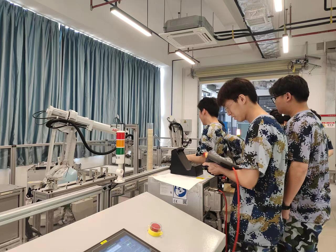 C03CE3D852C6FF4F2B8AD5ACB7B_341DB5A8_338C7