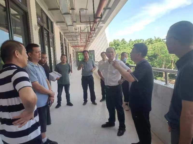 13A5EA5BCE8C7743FE5B5E0CE38_1FE19D16_BCF3