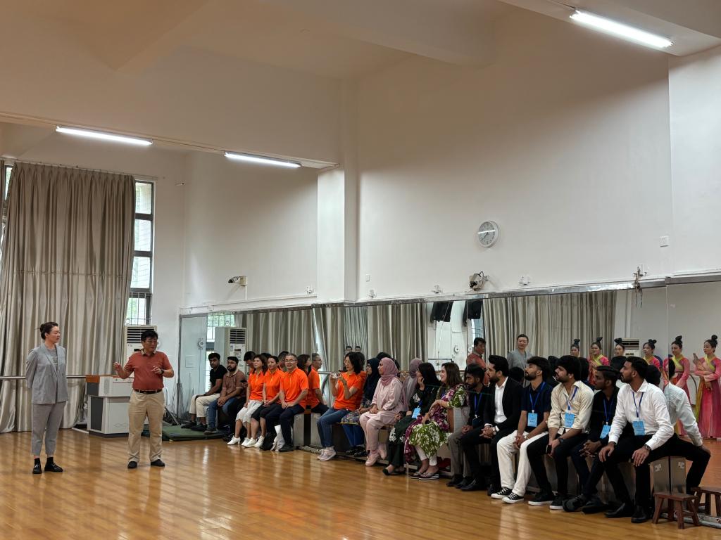 2064A7620A5B9F6E9FB225D64B0_53FD5FF6_177E7