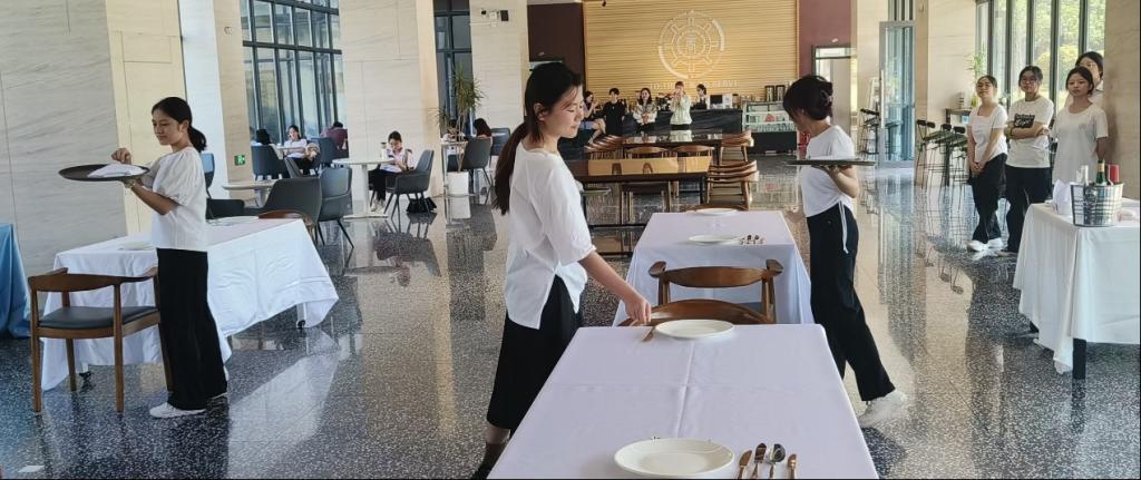 7DDAC6B407ABB4187086E0469C6_AA0B3E03_15137