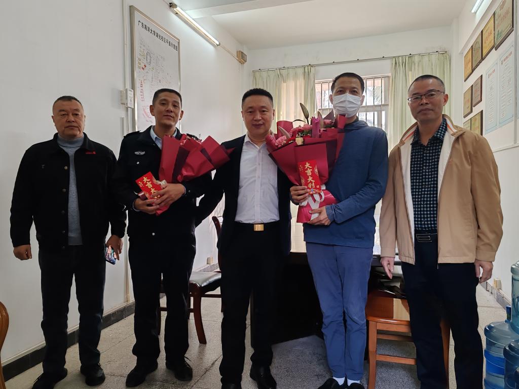 B2D34057D3E566874A69B473E95_86AF50F0_17001 B2D34057D3E566874A69B473E95_86AF50F0_17001