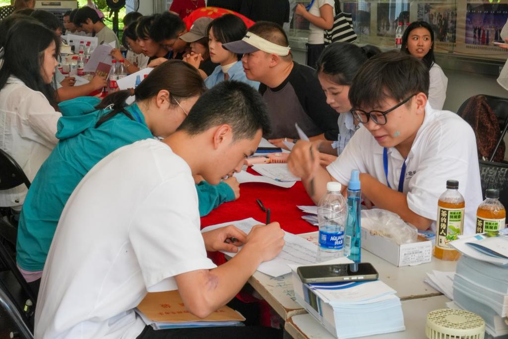 157F42D3EB19E81738AEBF7CEC6_11C0B69A_175C1