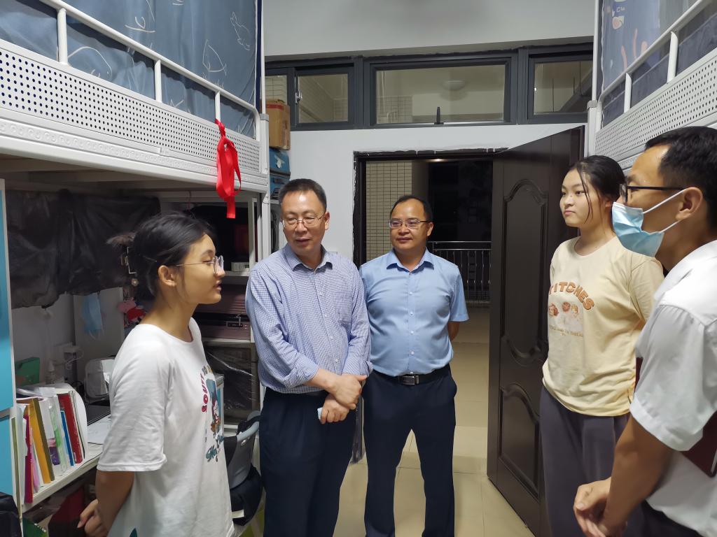 51B7E76039CB0AF3B870394D8B2_FBF395DB_1B96E